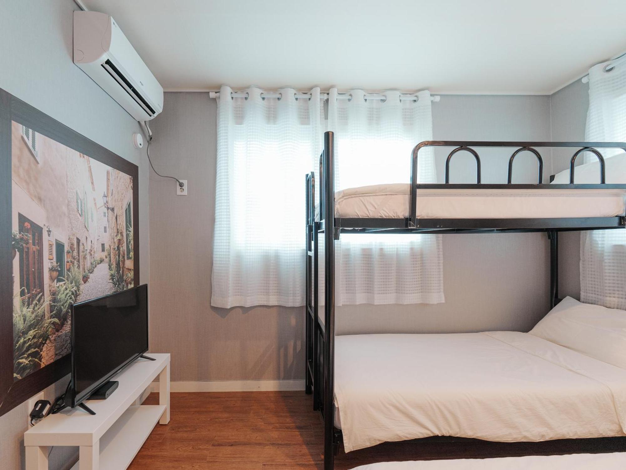 Rain Boots Guest House อินชอน ภายนอก รูปภาพ