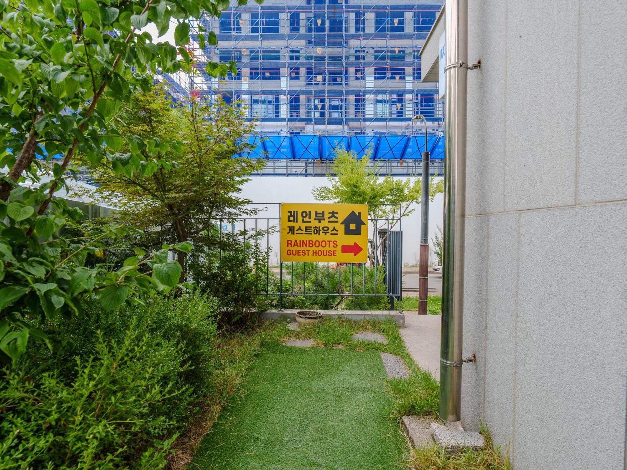 Rain Boots Guest House อินชอน ภายนอก รูปภาพ